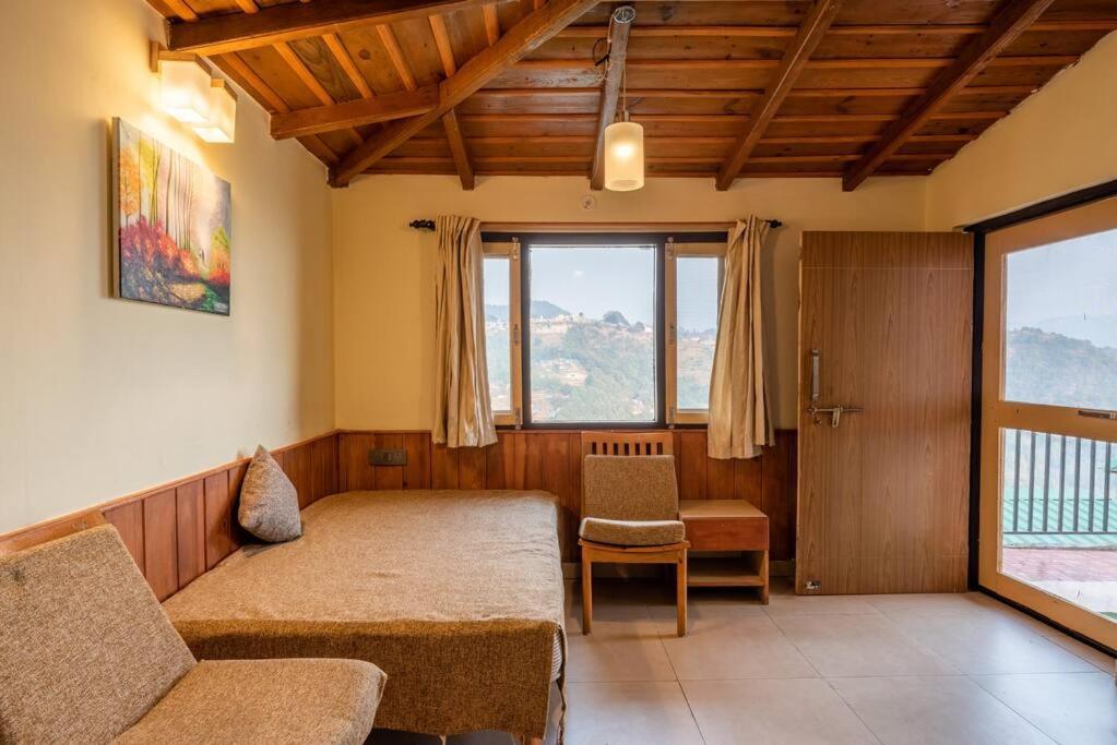 Dream Cottage 3 Pet-Friendly 2Br W Mountain View มุกเตชวาร์ ภายนอก รูปภาพ